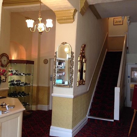 Grand Ash Hotel Лландидно Екстер'єр фото