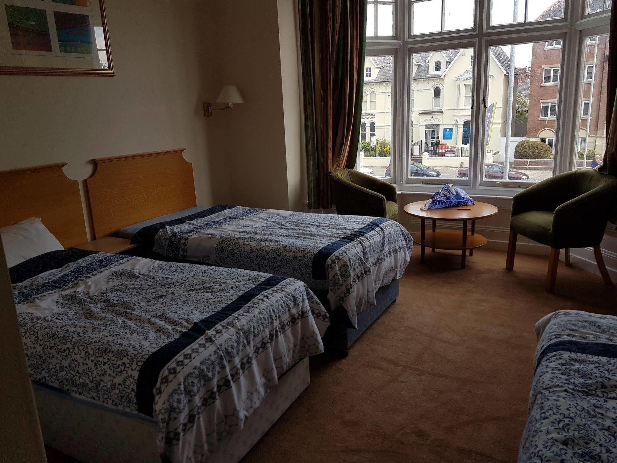 Grand Ash Hotel Лландидно Екстер'єр фото